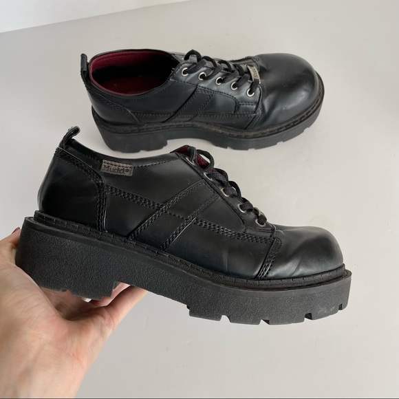Vintage Black Shiny Leather Mudd Super 